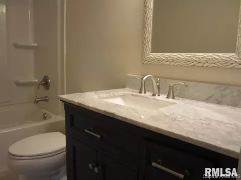 2059 Scarbrough Rd, Springfield, IL 62702 photo 14