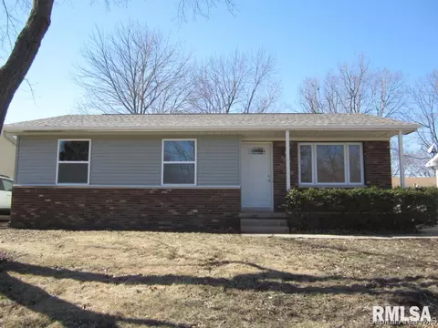 2059 Scarbrough Rd, Springfield, IL 62702 photo 1