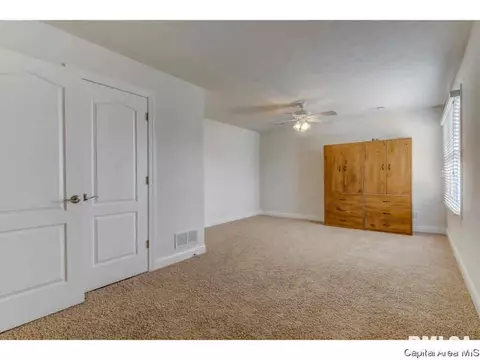2444 Wimbledon, Springfield, IL 62704 photo 24