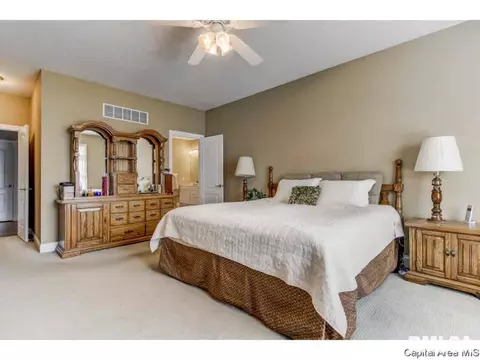 2444 Wimbledon, Springfield, IL 62704 photo 16