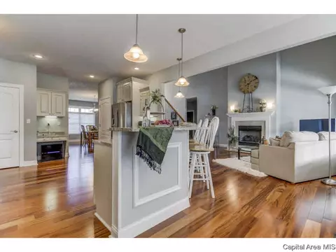 2444 Wimbledon, Springfield, IL 62704 photo 8