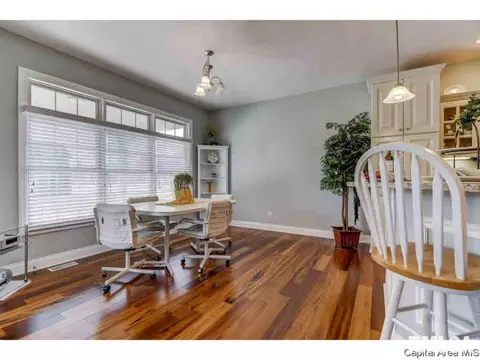 2444 Wimbledon, Springfield, IL 62704 photo 10