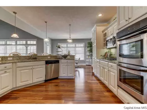 2444 Wimbledon, Springfield, IL 62704 photo 6