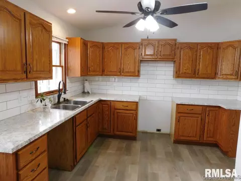 6304 Hayley Ct, Springfield, IL 62707 photo 11