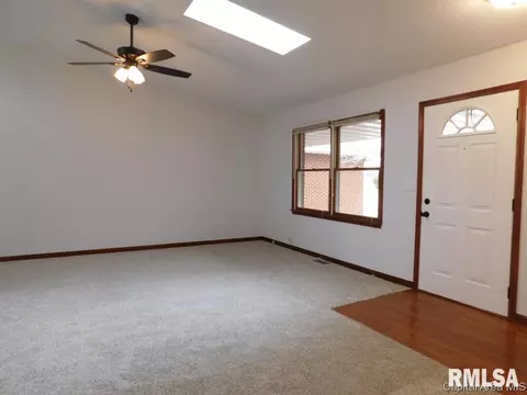 6304 Hayley Ct, Springfield, IL 62707 photo 3