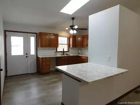 6304 Hayley Ct, Springfield, IL 62707 photo 7