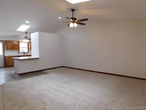 6304 Hayley Ct, Springfield, IL 62707 photo 4