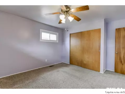 2129 N 23rd, Springfield, IL 62702 photo 11
