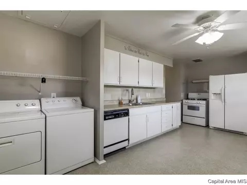 2129 N 23rd, Springfield, IL 62702 photo 8