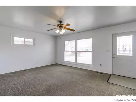 2129 N 23rd, Springfield, IL 62702 photo 5