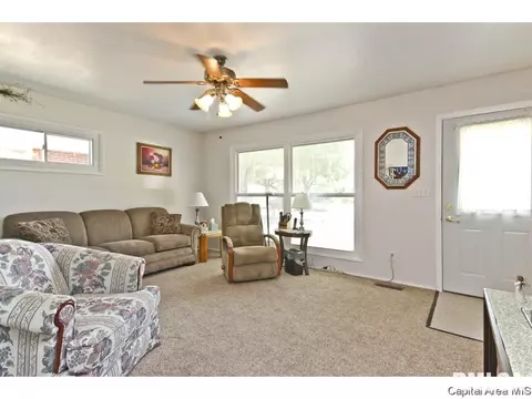 2129 N 23rd, Springfield, IL 62702 photo 16