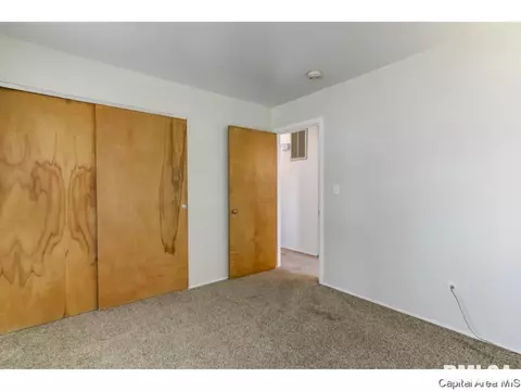 2129 N 23rd, Springfield, IL 62702 photo 17
