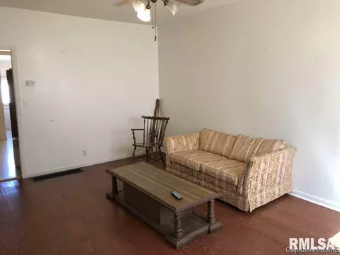 625 E Wood Ave, Springfield, IL 62702 photo 7