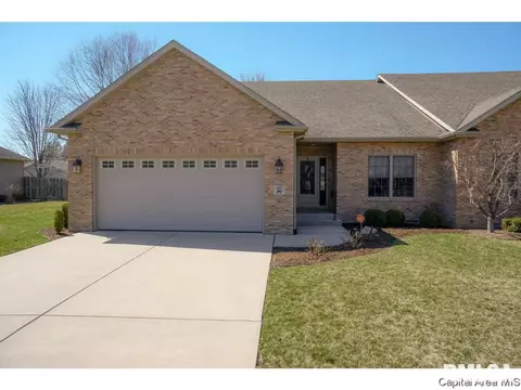 2407 Interlacken Dr, Springfield, IL 62704 photo 1