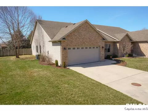 2407 Interlacken Dr, Springfield, IL 62704 photo 3