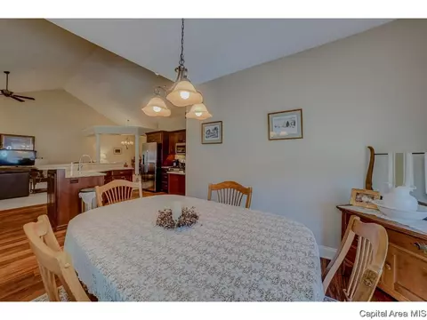 2407 Interlacken Dr, Springfield, IL 62704 photo 16
