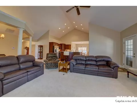 2407 Interlacken Dr, Springfield, IL 62704 photo 7