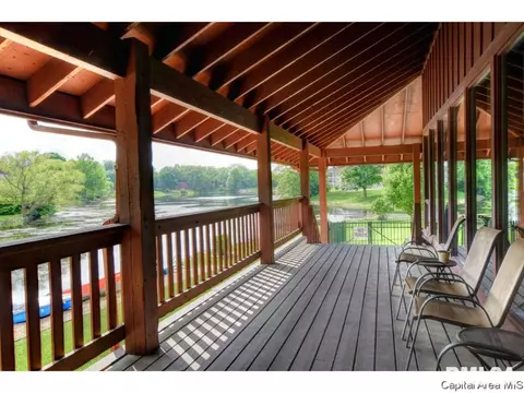 13 Oakbend Ct, Springfield, IL 62704 photo 9
