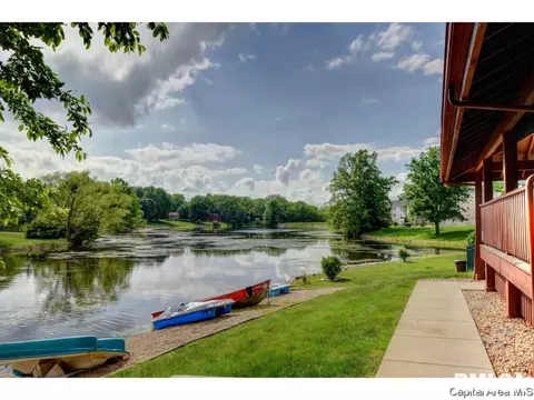 13 Oakbend Ct, Springfield, IL 62704 photo 8