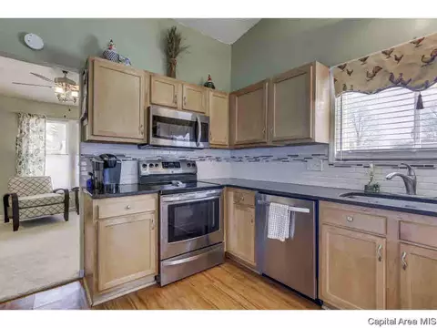 213 Westbrook, Springfield, IL 62702 photo 9