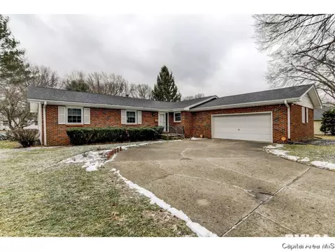136 Cypress Point Dr, Springfield, IL 62704 photo 1