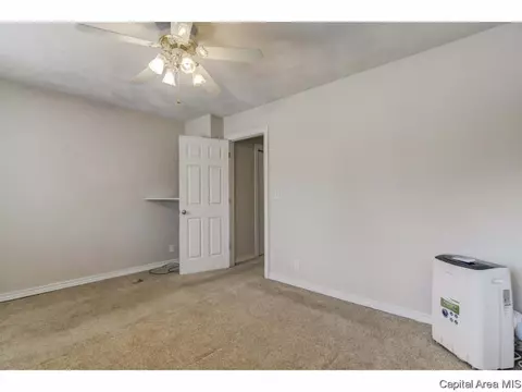 277 Wisteria Dr, Springfield, IL 62711 photo 19