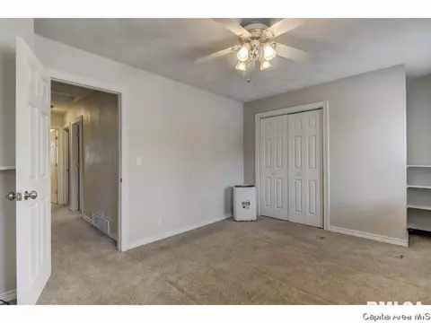277 Wisteria Dr, Springfield, IL 62711 photo 18