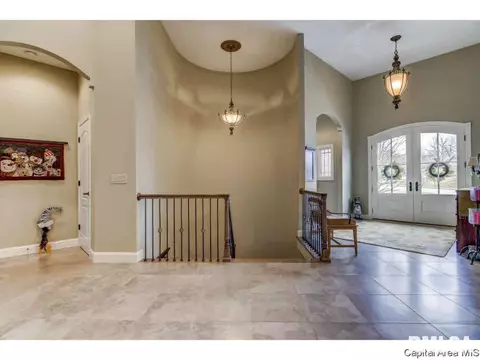 700 Epping Ct, Springfield, IL 62711 photo 2