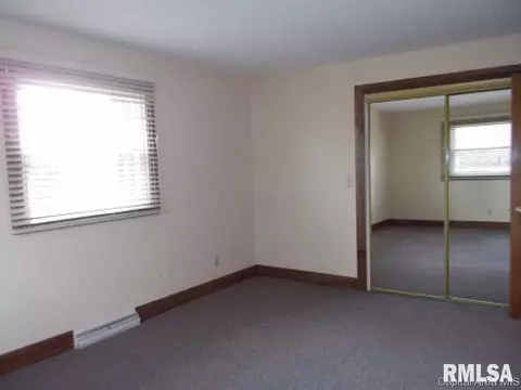 467 S Durkin, Springfield, IL 62702 photo 13
