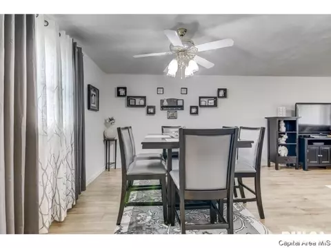 2417 Cahokia Dr, Springfield, IL 62702 photo 11