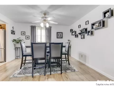 2417 Cahokia Dr, Springfield, IL 62702 photo 10