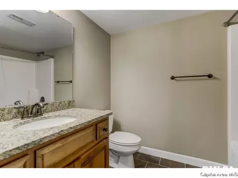 2709 Whiteside Xing, Springfield, IL 62711 photo 26