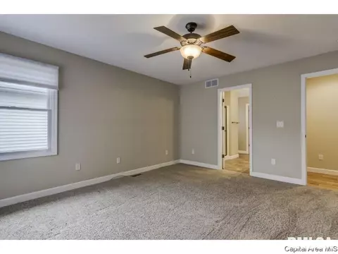 2709 Whiteside Xing, Springfield, IL 62711 photo 19