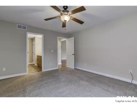 2709 Whiteside Xing, Springfield, IL 62711 photo 21