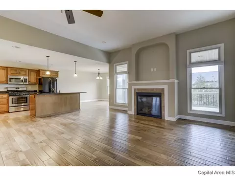 2709 Whiteside Xing, Springfield, IL 62711 photo 6