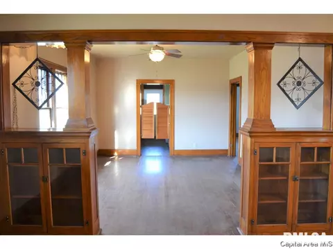 1527 S 5th St, Springfield, IL 62703 photo 8
