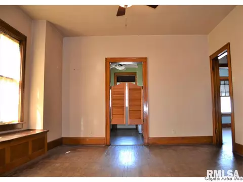 1527 S 5th St, Springfield, IL 62703 photo 11