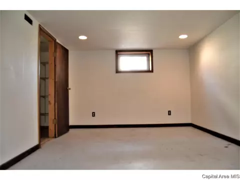 1527 S 5th St, Springfield, IL 62703 photo 18