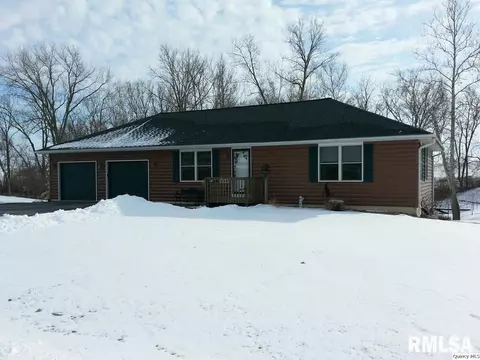820 N 2300th Ave, Ursa, IL 62376 photo 1