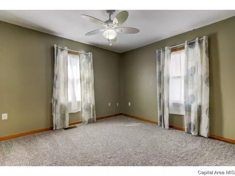 1924 E Hood St, Springfield, IL 62703 photo 14
