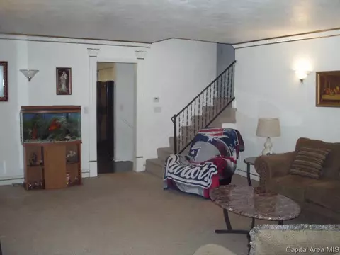 2307 Chatham Rd, Springfield, IL 62704 photo 4