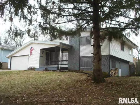 2307 Chatham Rd, Springfield, IL 62704 photo 2