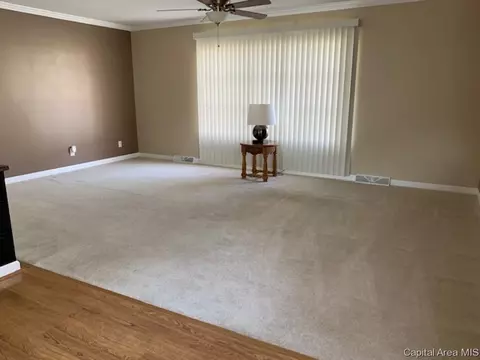 2700 Arlington Dr, Springfield, IL 62704 photo 7