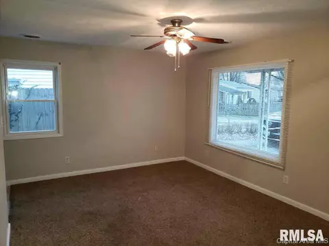 9 Goodwin, Springfield, IL 62704 photo 3