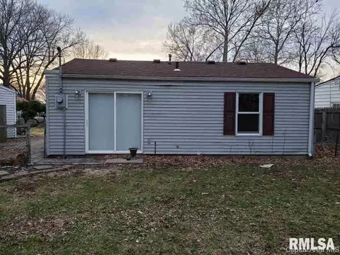 9 Goodwin, Springfield, IL 62704 photo 2