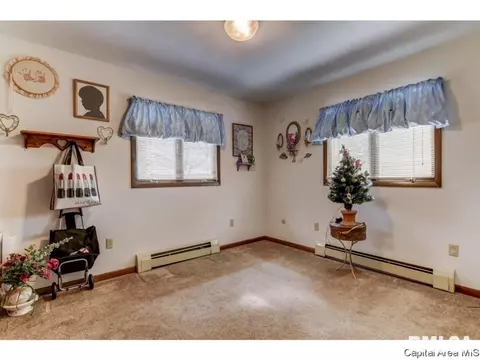 2635 Hilltop Rd, Springfield, IL 62712 photo 15