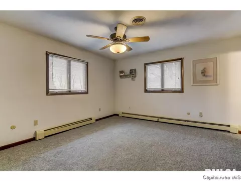 2635 Hilltop Rd, Springfield, IL 62712 photo 11