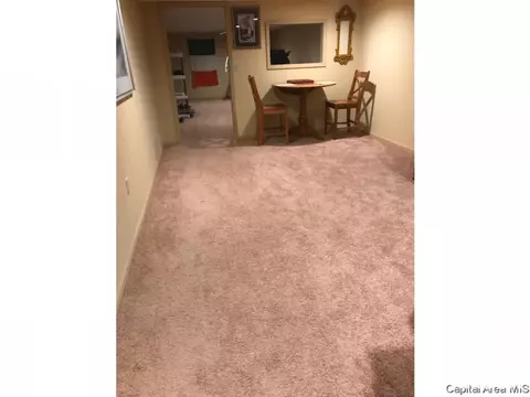 2205 Montclair, Springfield, IL 62704 photo 10