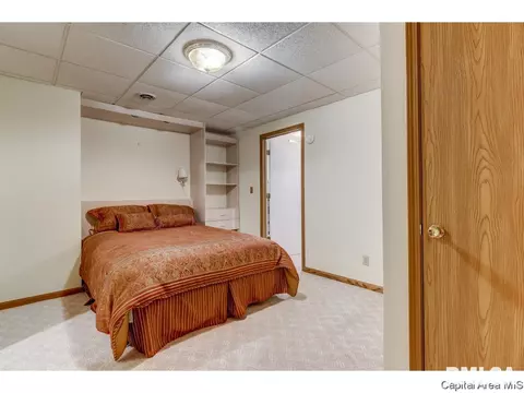 2202 Augusta Dr, Springfield, IL 62704 photo 29