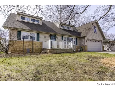 17 Ranger Dr, Springfield, IL 62702 photo 2
